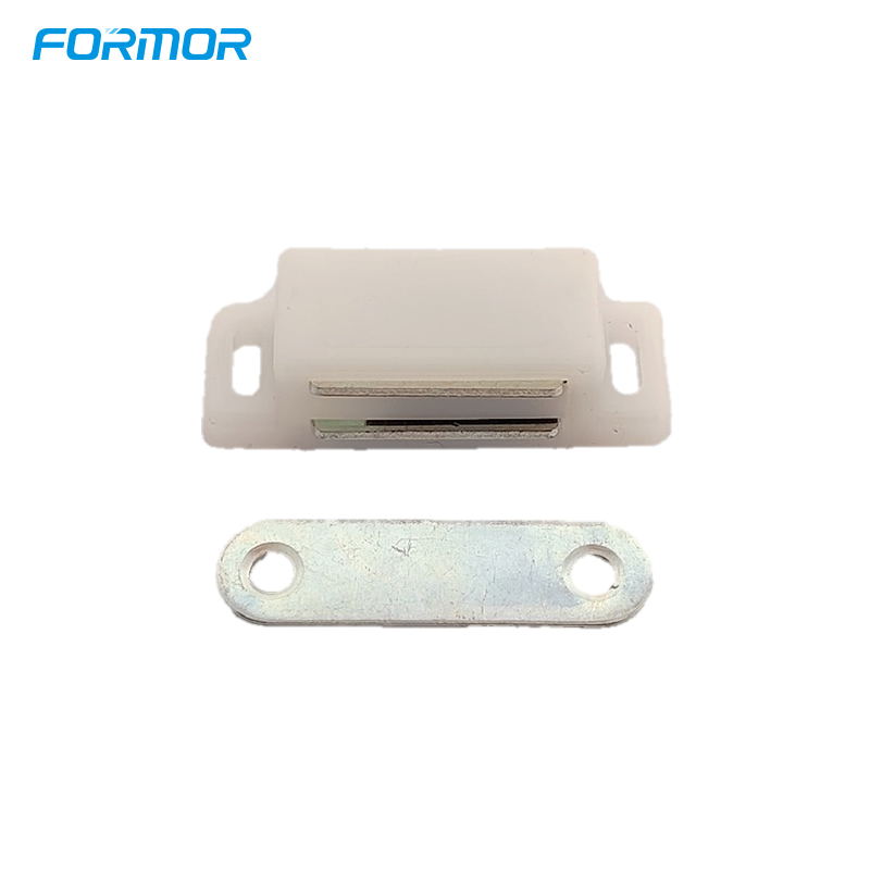 RD-CX18 Cabinet Catch Whtie