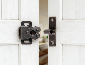 مزلاج ومفصلة متقاطعة